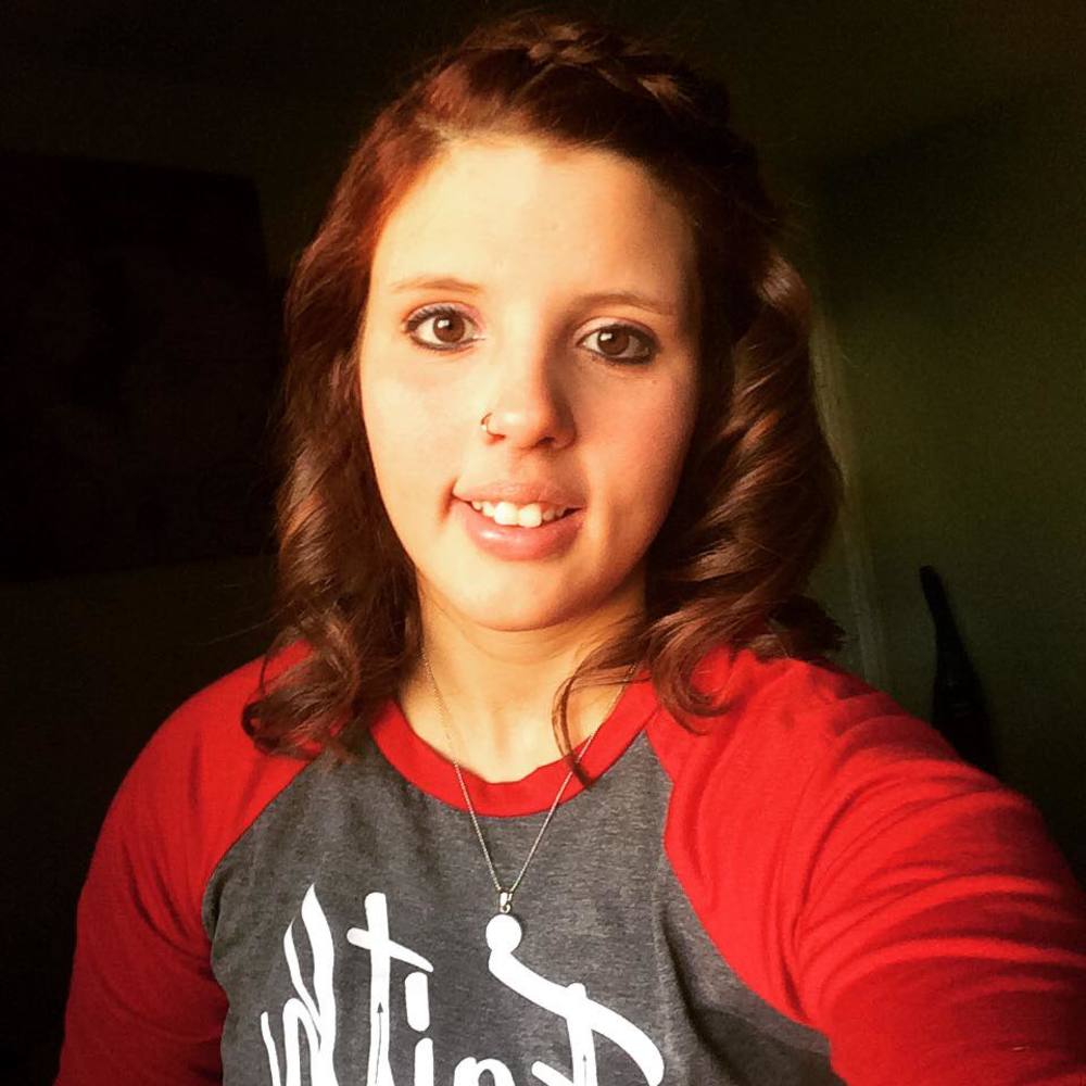 Meet your Posher, Chrissy